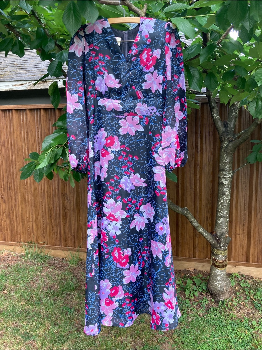 Floral Long Sleeve V-Neck Maxi Dress - Pink on Black